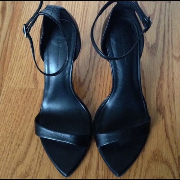 Zara Blogger Basic Heel - Picture 2 of 4