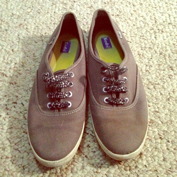 Grey Keds