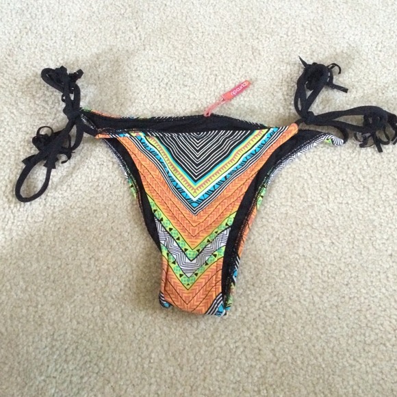 Very cheeky rip curl bottoms