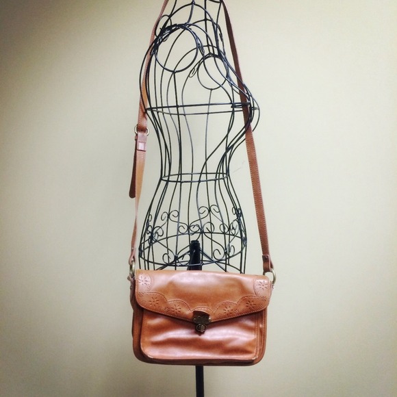 Urban Outfitters Handbags - Urban outfitters cross body leather bag