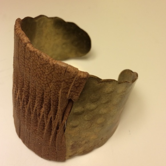 Boho Gold Leather Bracelet - Picture 3 of 3