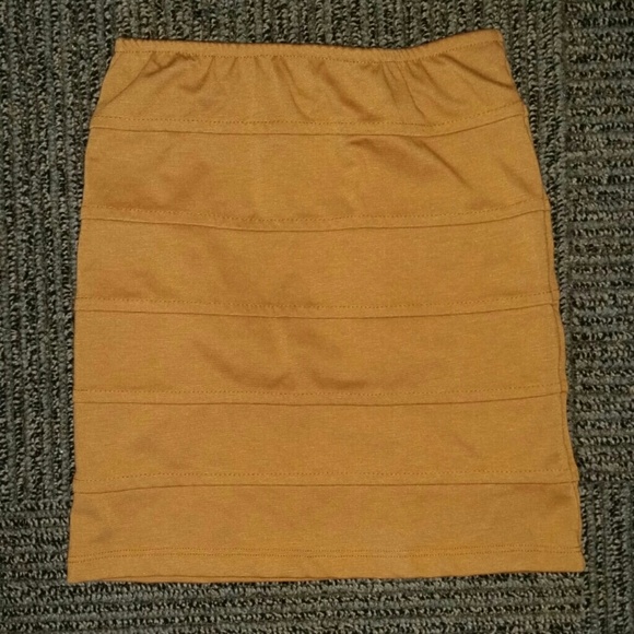 Tan bodycon skirt