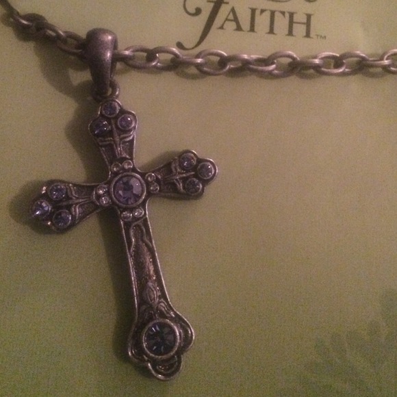 Pretty cross necklace