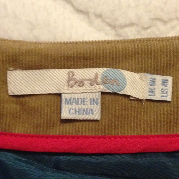 🚫SOLD IN BUNDLE🚫 BODEN corduroy skirt - Picture 3 of 4