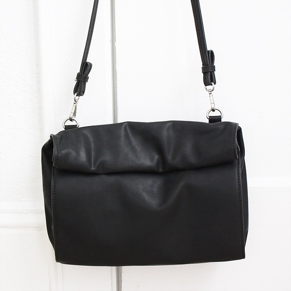 Zara Messenger lunch bag clutch