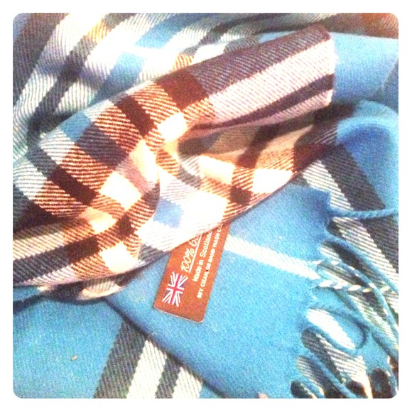Blue cashmere scarf
