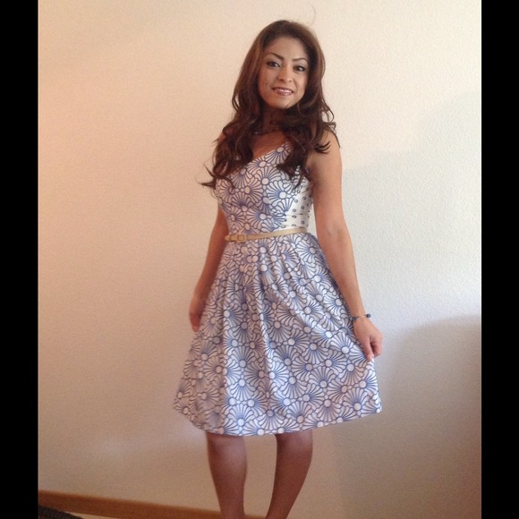 ANTONIO MELANI Dresses & Skirts - REDUCED! Antonio Melani dress