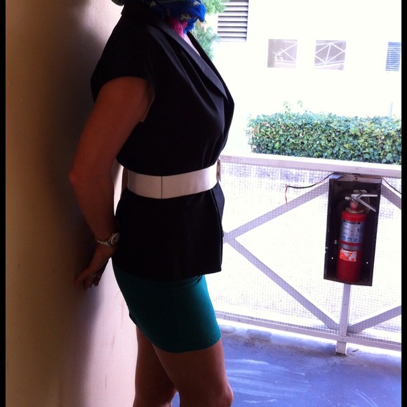 Jacket - Picture 3 of 4