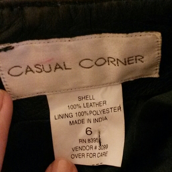 100% leather black mini skirt - Picture 2 of 4