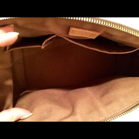 Sold-Louis Vuitton Tivoli Monogram PM - Picture 2 of 3