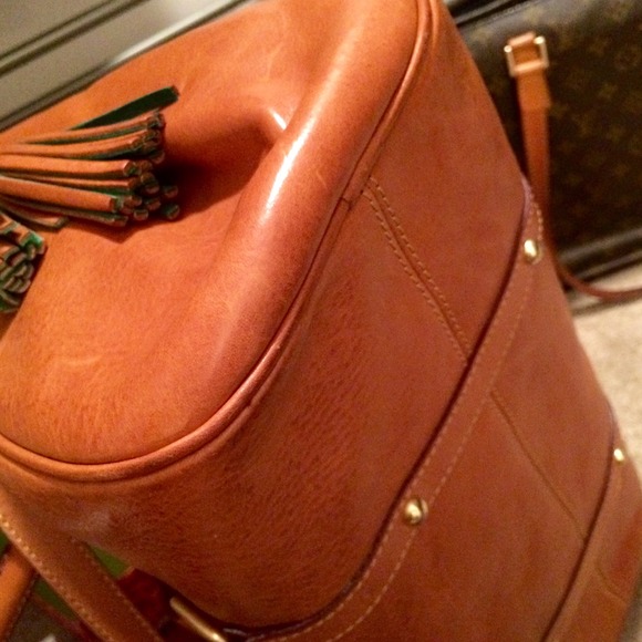 SOLD- NEW Dooney & Bourke Florentine - Picture 2 of 4