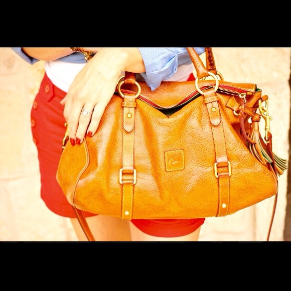 SOLD- NEW Dooney & Bourke Florentine - Picture 4 of 4