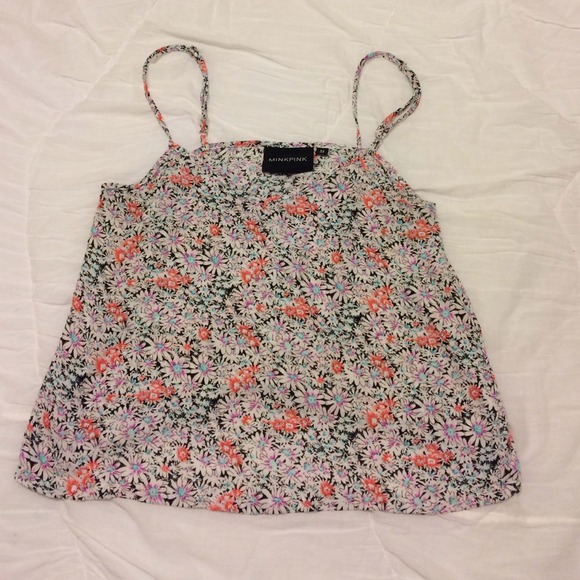 MINKPINK blouse with cute flower pattern