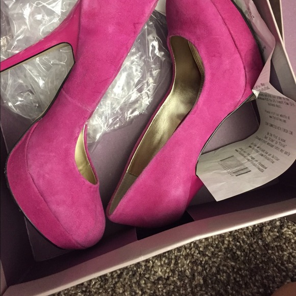 Pink bakers pumps