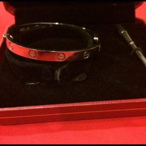 Cartier love bangle