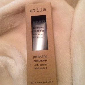 Stila perfecting concealer
