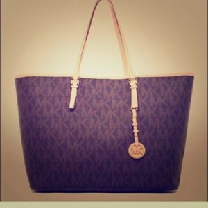 Michael Kors signature jet set large tote