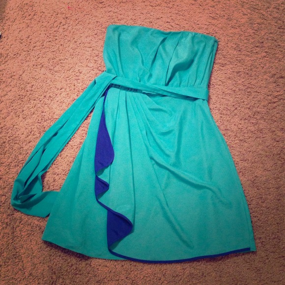 Express- Teal dress with dark blue accents
