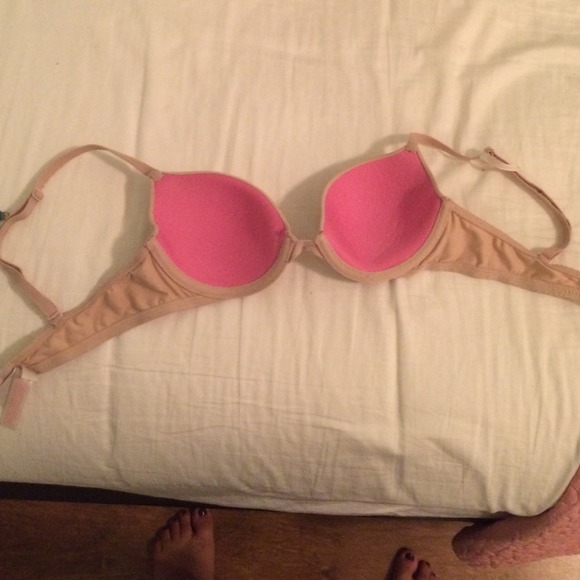 Size 32 A bra - Picture 2 of 4