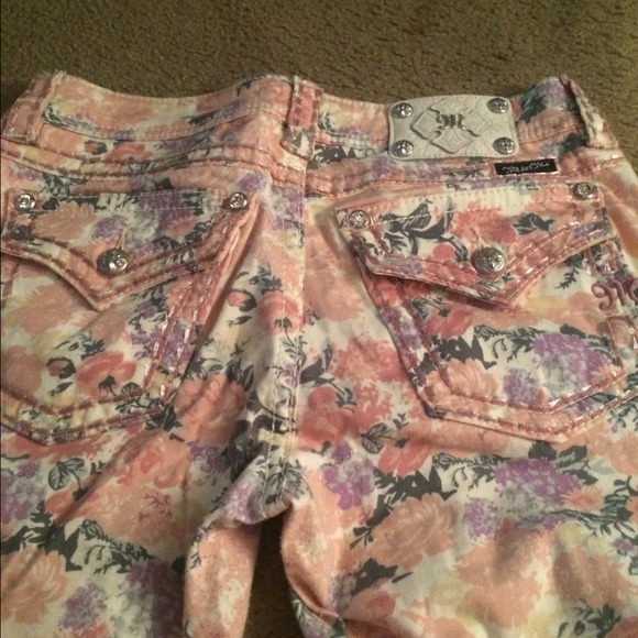 Floral miss me jeans