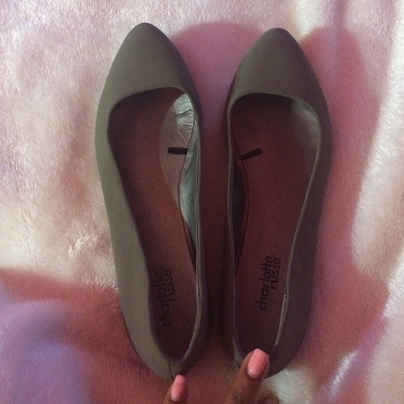 Neutral color flats