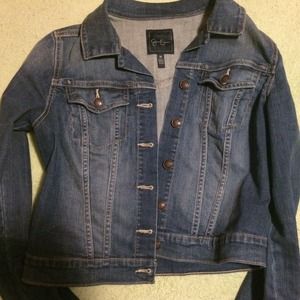 Super cute jean jacket!