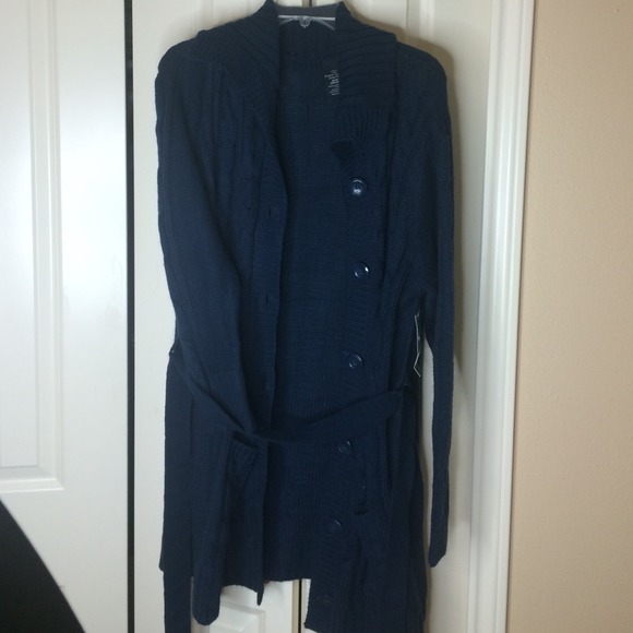!SOLD!  Navy cardigan