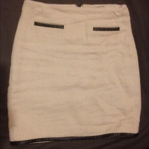 Ann Taylor pencil skirt cream faux leather trim 0p