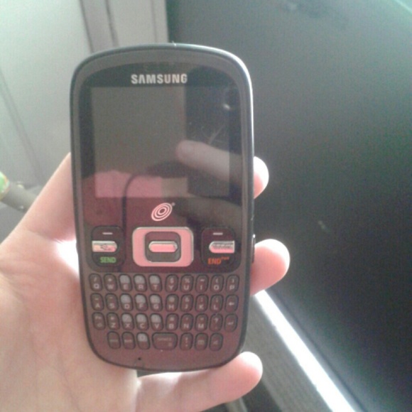 Straight talk cell phone