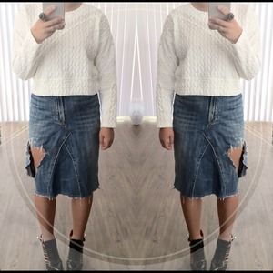 Quilting sweater with pearls