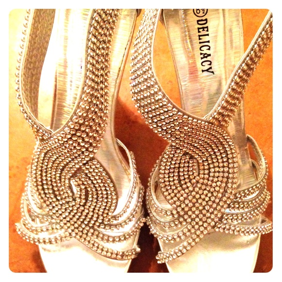 Silver sparkle heels
