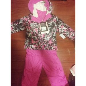 ⭐on hold ⭐️Little girl snowsuit🎀