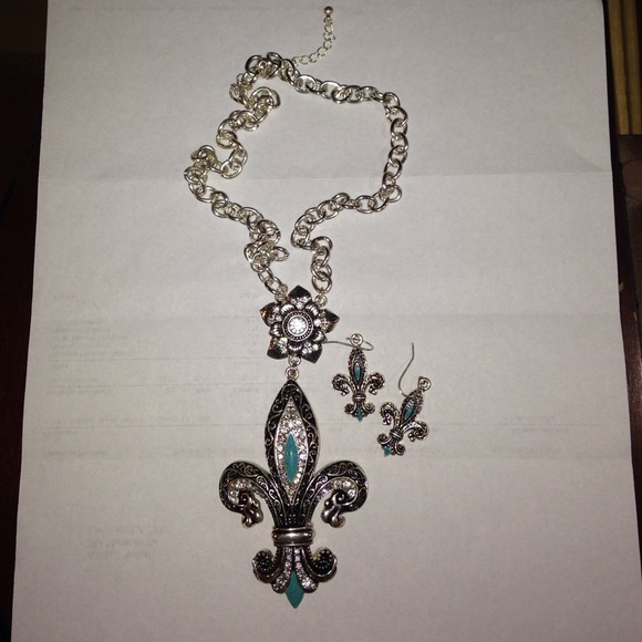 Turquoise and rhinestone silver Fleur de Lis set