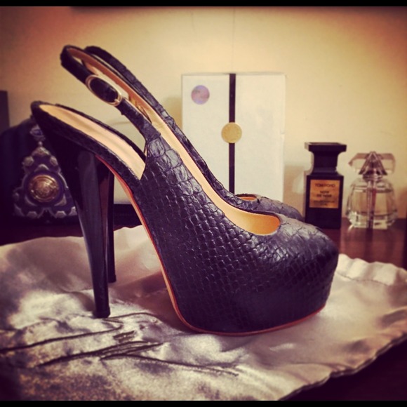 ✨SOLD✨Giuseppe Zanotti Slingbacks