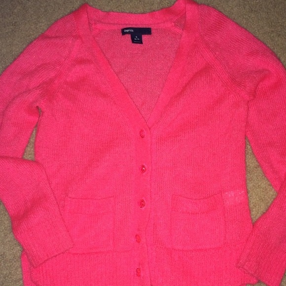 💰💰SOLD💰💰Girl's GAP sweater