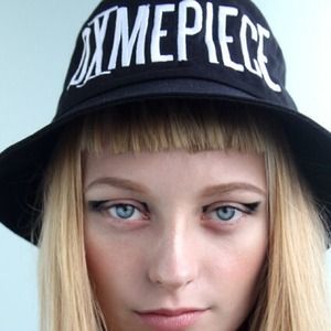 DIMEPIECE BUCKET HAT