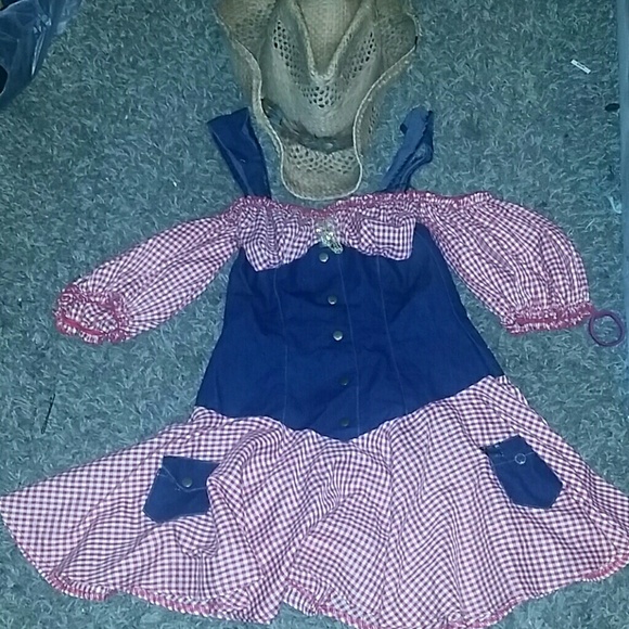 Cowgirl costume