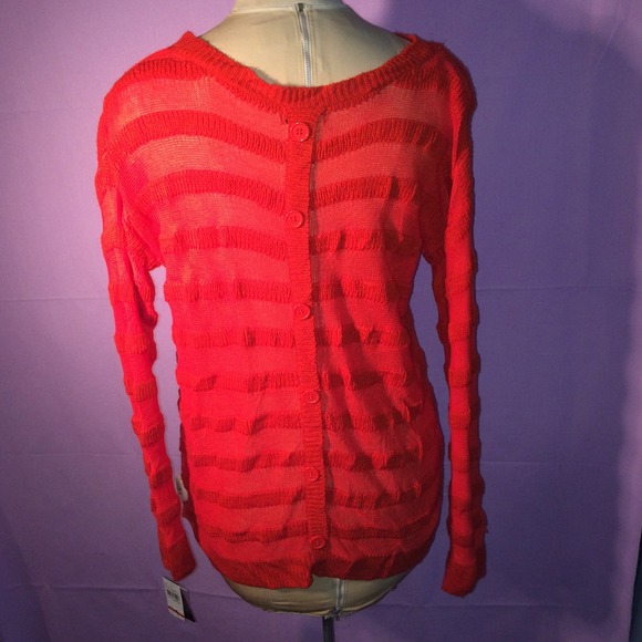 Bright Red Sweater by BCX in XL - Picture 2 of 4