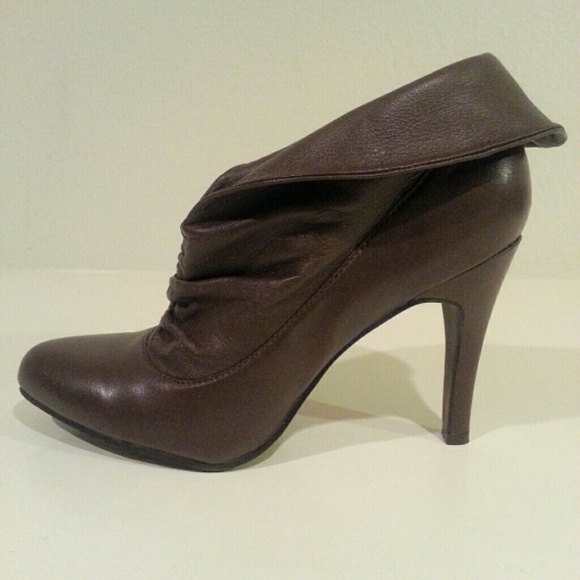 REPORT Anney Ankle Boot - Picture 2 of 4