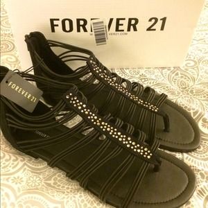 💥REDUCED💥Forever 21 Sandals