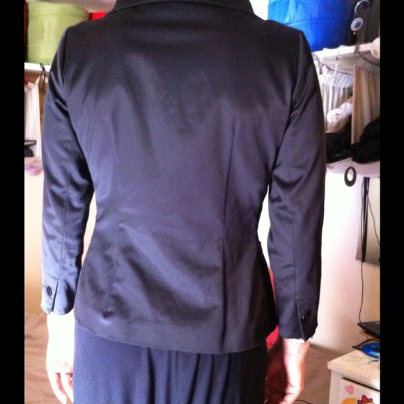 Jacket - Picture 2 of 4