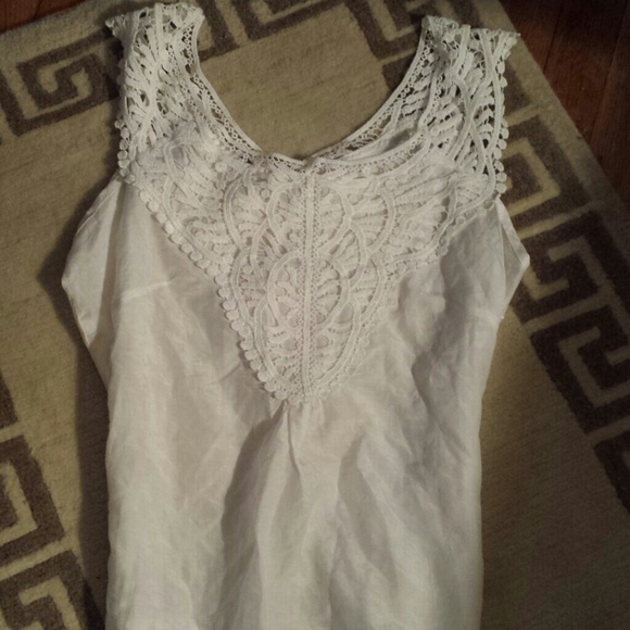 SHEER WHITE BLOUSE.   NEW WITH TAGS. - Picture 2 of 4