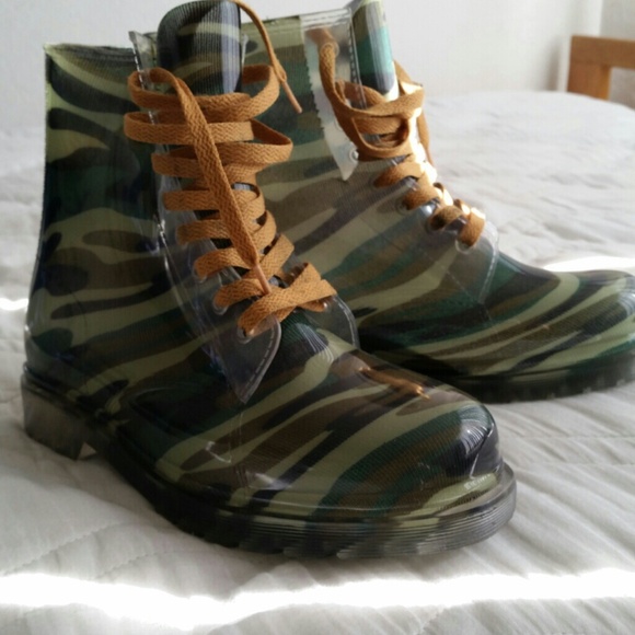 Semi Transparent Camo Jelly Boots