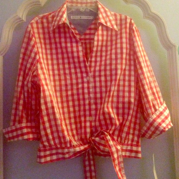 New with tags Tommy Hilfiger Button Up crop Top