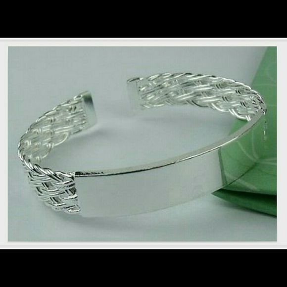 Jewelry - Sterling silver bracelet NWOT