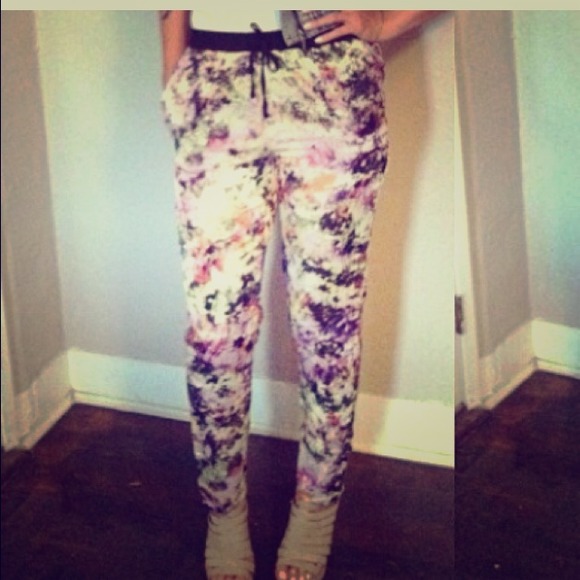 Floral Drawstring Pants