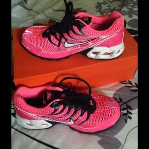 NWOT Women's Air Max