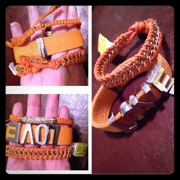 💥Sale💥NWT BCBG generation + 2 stacking bracelets