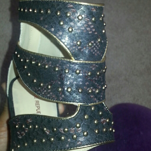 Animal print studded heels - Picture 4 of 4