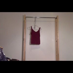 Burgundy tanktop
